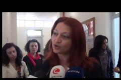 Αντί να τους πληρώνει ... οι μικροβιολόγοι πληρώνουν τον ΕΟΠΥΥ!
