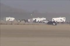 Βίντεο: Έτρεχε με 305 χιλιόμετρα την ώρα, πήρε 15 τούμπες και γλίτωσε