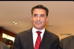 ΔΗΛΩΣΕΙΣ ΜΙΤΣΕΛ ΟΝ... CAMERA ΣΤΑ ΕΓΚΑΙΝΙΑ ΤΗΣ Brooks Brothers ΣΤΟΝ ΠΕΙΡΑΙΑ *ΒΙΝΤΕΟ*