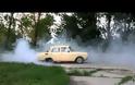 Ντριφτάρισμα με ρωσικό Moskvitch!