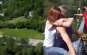Bungee Jumping χωρίς σχοινί [video]
