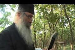 3899 - Μικρό αφιέρωμα στον πολύτεκνο πατέρα των πολλών μοναχών