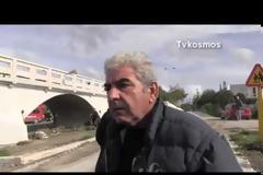 Το τελευταίο αντίο στην 27χρονη δασκάλα έξω από το δημοτικό σχολείο Ψαχνών - Απαρηγόρητη η μάνα