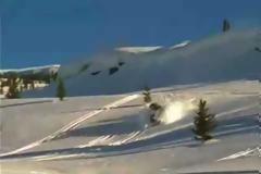 Snowmobile ατυχήματα: Έφαγε η μούρη τους... χιόνι! [Video]