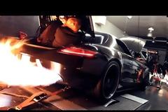 Μία Mercedes-Benz SLS AMG 850 ίππων βγάζει φωτιές στο δυναμόμετρο [Video]