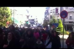 Συγκέντρωση διαμαρτυρίας για τα κλειστά σχολεία λόγω έλλειψης πετρελαίου στη Νάουσα