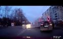 Έσκασε δρόμος στη Ρωσία - Παραλίγο να καταπιεί αυτοκίνητα! [video]