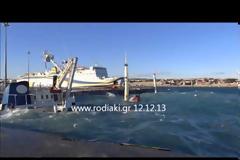 «Τρικυμία» στη Ρόδο από τη βύθιση του πλοίου Nour M με τα πυρομαχικά