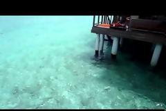 Tα πλωτά σπίτια στις Μαλδίβες (video)
