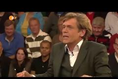 Μια διαμαρτυρία από τις FEMEN ενάντια στη «μαφία της FIFA»(VIDEO)
