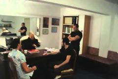 Δεί τις μεθόδους ανάκρισης στις οποίες εκπαιδεύονται οι Χρησαυγήτες - ΒΙΝΤΕΟ ...!!!
