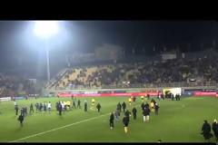 Αποδοκίμασαν τους παίκτες του Άρη [video]