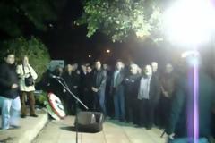 Πάτρα: Καρέ καρέ η επίθεση από αναρχικούς στον Θ. Μασσαρά στο μνημείο «Τεμπονέρα»