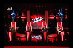 The Voice: Το κολάν της Βανδή που… προκάλεσε! [video]