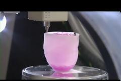 Τι είναι η 3D εκτύπωση και πως μπορεί να αναπαραγάγει κύτταρα και όργανα στην ιατρική; [video]