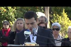 ΕΠΙΚΗΔΕΙΟΣ ΟΜΙΛΙΑ ΤΟΥ ΠΡΟΕΔΡΟΥ ΤΟΥ ΣΥΡΙΖΑ ΑΛΕΞΗ ΤΣΙΠΡΑ ΣΤΗΝ ΠΟΛΙΤΙΚΗ ΚΗΔΕΙΑ ΤΟΥ ΚΩΣΤΑ ΦΙΛΙΝΗ (VIDEO)