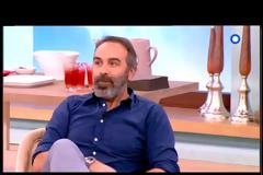 Η Ελένη Μενεγάκη «προκάλεσε εγκεφαλικά» με το αποκαλυπτικό «ατύχημά» της [video]