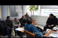 Οι αγρότες στη ΔΟΥ Λαμίας - Αγρότη πολέμα δεν θα σου μείνει στρέμμα [video]