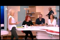 Η Μενεγάκη «έσφαξε με το γάντι» την Καλλιμούκου!