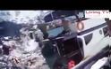 ΣΥΓΚΛΟΣΤΙΚΟ VIDEO: Σκάφος βυθίζεται μαζί με επιβάτες on camera