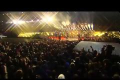 Super Bowl: Δείτε το εκπληκτικό σόου από Bruno Mars και Red Hot Chilli Peppers στο ημίχρονο του αγώνα