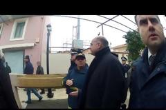 Αποδοκίμασαν τον Δένδια στην Κεφαλονιά [Video]
