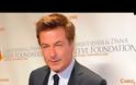 Η ψύχραιμη Cate Blanchett και ο εκνευρισμένος Alec Baldwin απαντούν στην κακοποίηση της κόρης του Woody Allen