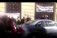 Πάτρα: Δείτε βίντεο από το κλείσιμο του δρόμου στο ΙΚΑ Αγ. Αλεξίου [Video]