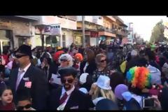Μασκαράδες ξεχύθηκαν στα Χανιά στο Σουδιανό καρναβάλι