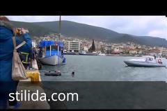 Η ανέλκυση του ΙΧ από το Λιμάνι της Στυλίδας [video]