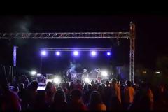 H 16χρονη Αρετή που μάγεψε τους κριτές του Voice τραγουδάει Beatles σε σχολική συναυλία και συγκλονίζει [video]
