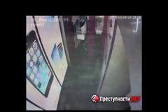 Ληστεία σε προϊόντα της Apple με επαγγελματικό τρόπο
