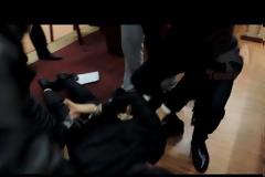 Ουκρανία - Άγριο ξύλο και απειλές on camera εναντίον ουκρανού βουλευτή - ΒΙΝΤΕΟ-ΣΟΚ...!!!
