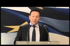 ΑΝΤ. ΣΑΜΑΡΑΣ: ΠΑΝΩ ΑΠΟ 500 ΕΚΑΤ. ΑΠΟ ΤΟ ΠΛΕΟΝΑΣΜΑ ΘΑ ΔΟΘΟΥΝ ΣΕ ΕΝΑ ΕΚΑΤΟΜΜΥΡΙΟ ΕΛΛΗΝΕΣ