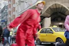 Σάλος με την απαγορευμένη διαφήμιση