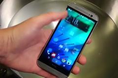 2 Test αντοχής στο νερό για το νέο HTC One (M8) με αποτέλεσμα έκπληξη! (vid)