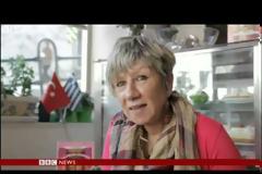 BBC: H κρίση στέλνει τους Έλληνες στην Τουρκία