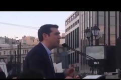 ΣΥΜΒΑΙΝΕΙ ΤΩΡΑ: Γεμάτη η πλ. Συντάγματος [video]