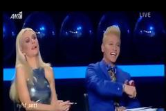 Τάκης Ζαχαράτος: Εκνευρίστηκε on air και τον πρόδωσαν τα ανοιχτά μικρόφωνα