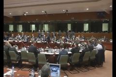 ΚΟΜΙΣΙΟΝ: ΤΟ ΕΛΛΗΝΙΚΟ ΧΡΕΟΣ ΕΙΝΑΙ ΒΙΩΣΙΜΟ