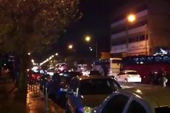 Το κονβόι των οπαδών του ΠΑΟΚ ξεκινά το πολύωρο ταξίδι του για το ΟΑΚΑ
