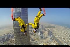 Βουτιά στο κενό από το Burj Khalifa! [video]