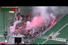 ΕΙΚΟΝΕΣ ΚΑΙ VIDEO ΣΟΚ: Αστυνομικός έβαλε φωτιά σε οπαδό!