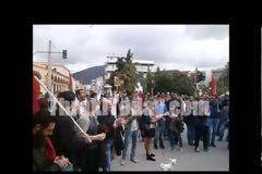 Με γαρύφαλλα, πανό και συνθήματα η Εργατική Πρωτομαγιά στην Ξάνθη [video]