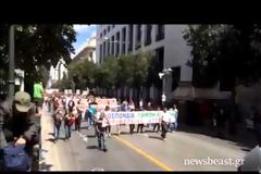 ΠΟΡΕΙΑ ΠΡΟΣ ΤΗ ΒΟΥΛΗ ΑΠΟ ΠΑΡΑΓΩΓΟΥΣ ΚΑΙ ΠΩΛΗΤΕΣ ΛΑΪΚΩΝ ΑΓΟΡΩΝ (VIDEO)