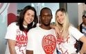 Ο ΠΕΤΓΟΥΕΪ ΣΤΟ Official Olympiacos BC Store! *ΒΙΝΤΕΟ*