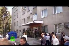 Ματωμένο «ναι» στο δημοψήφισμα αυτονομίας