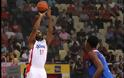 PLAY OF THE NIGHT : ΤΟ Buzzer Beater ΤΟΥ ΚΟΛΙΝΣ! *ΒΙΝΤΕΟ*