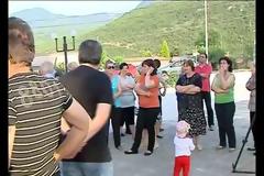 Οι κάτοικοι της Δαμάστας Λαμίας ζητούν από τον Μητροπολίτη Φθιώτιδας να μην πάρει τον παππά τους από το χωριό [vidεο]
