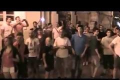 Βεγγαλικά, κόρνες, συνθήματα, τραγούδια, χορός και ο Εθνικός Ύμνος στη Κοζάνη, μετά την τεράστια πρόκριση της Εθνικής [video - photos]